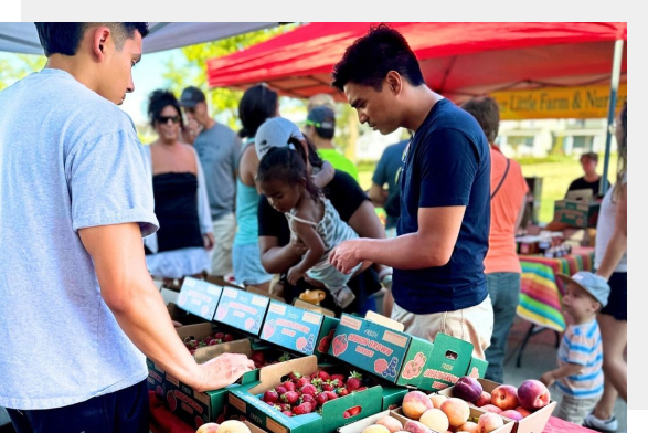 Reed's Crossing community residents enjoying farmers market in Hillsboro, OR