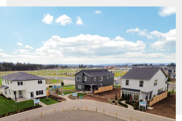 Model homes at Reed's Crossing